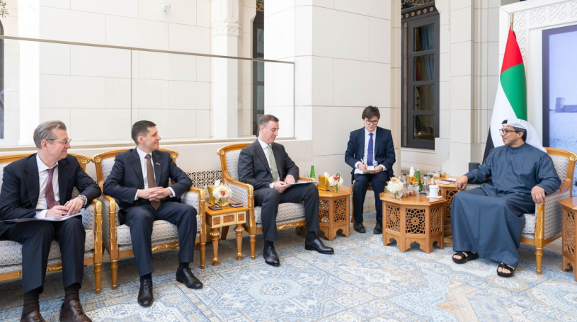 Mansour bin Zayed receives Russian Deputy Prime Minister