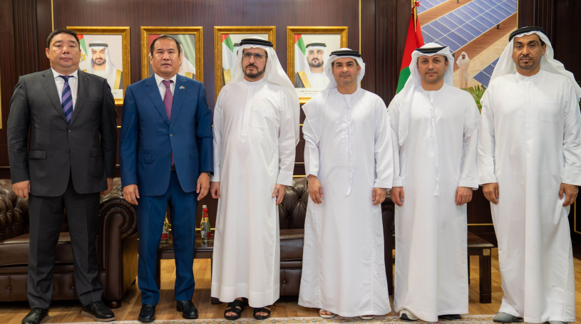 DEWA изучает пути укрепления сотрудничества с Казахстаном в области энергетики, энергоэффективности и инноваций.