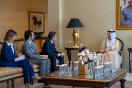 Saud bin Saqr receives Consul-General of Russian Federation